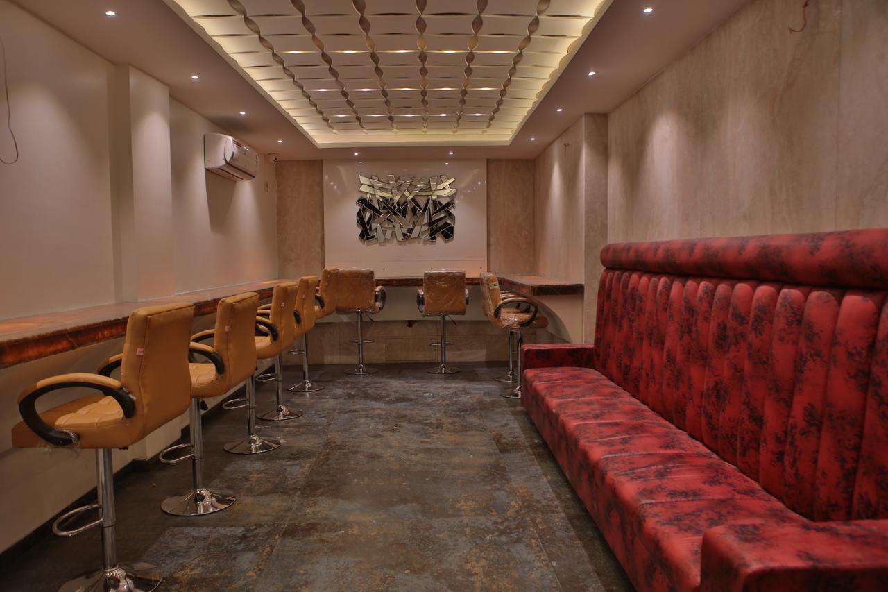 Hotel K P Pride Jālgaon Zewnętrze zdjęcie