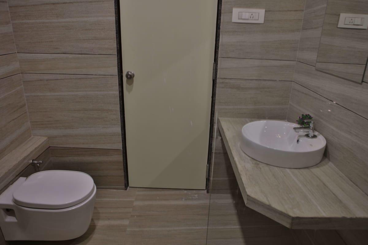 Hotel K P Pride Jālgaon Zewnętrze zdjęcie
